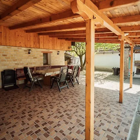 'monas' House Дом отдыха Backi Monostor