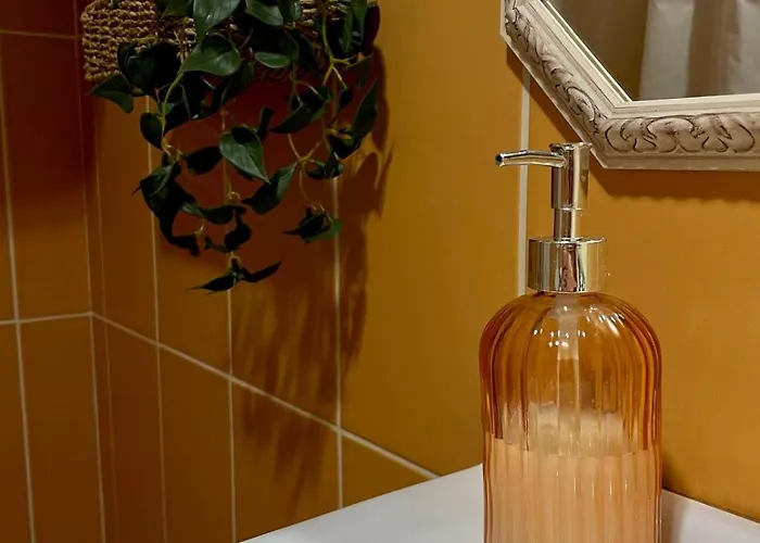 'monas' House Backi Monostor